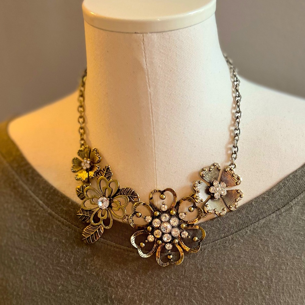 Lavish Blooms necklace